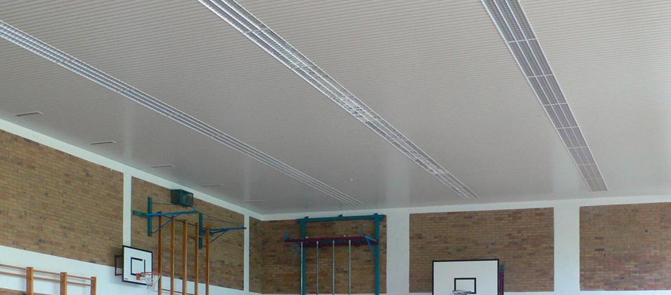 Dobner Metalldecken – abgehängte Decken aus Metall und vorgehängte