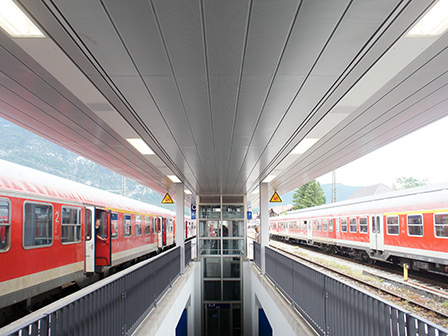 Dobner Paneeldecke am Bahnhof Garmisch-Partenkirchen