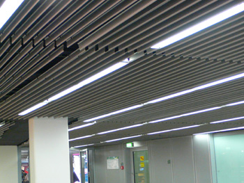 Dobner Vertikal-Lamellendecken
